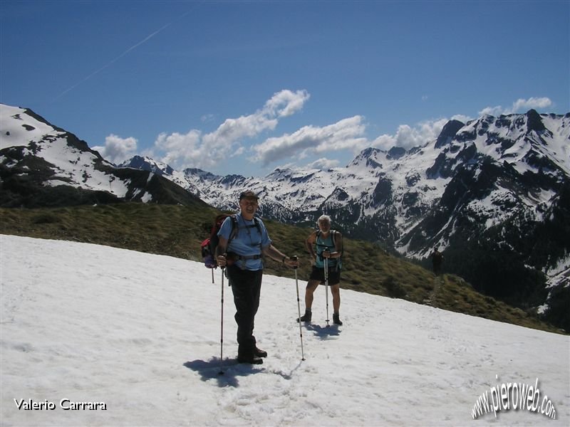 14  Mauri e Pigi sulla neve.JPG